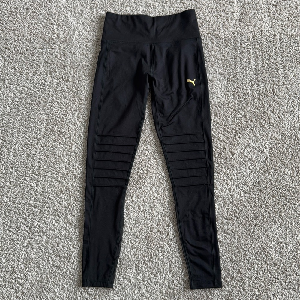 Puma women’s leggings / tights, black, size medium
